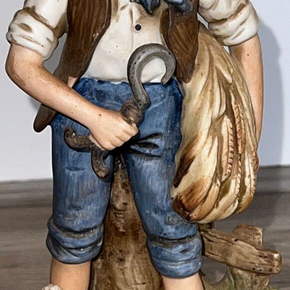 Vintage HOMCO Figurine Boy holding Wheat with Rooster At His Feet - Picture 3 of 9